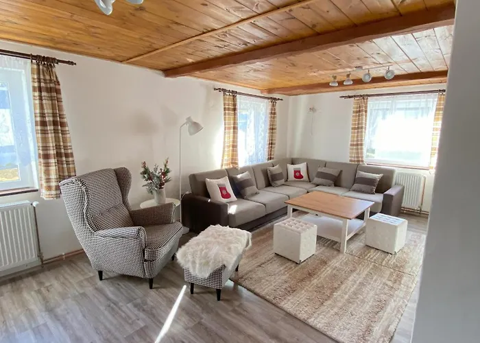 Horska Martin بيت للعطل *